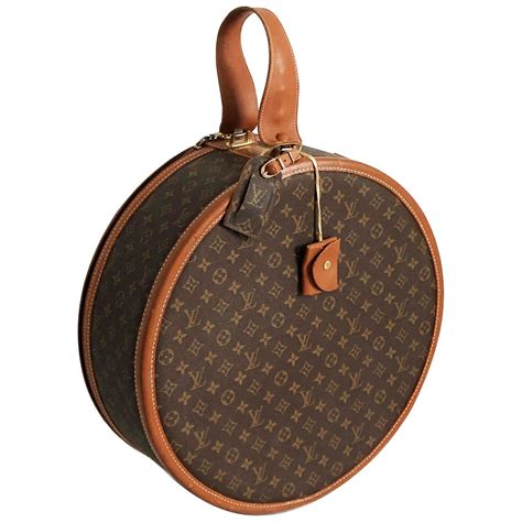 garment bag louis vuitton|Louis Vuitton circular bag.